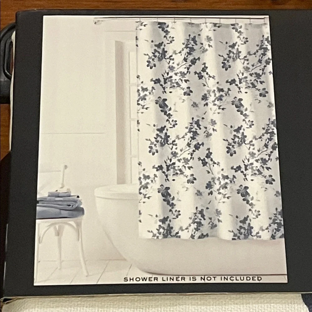 Ralph Lauren Shower Curtain Floral 70”x72” white blue new